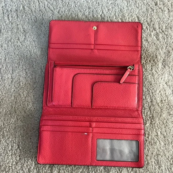 Michael Kors Coral Leather Wallet - Picture 2 of 8